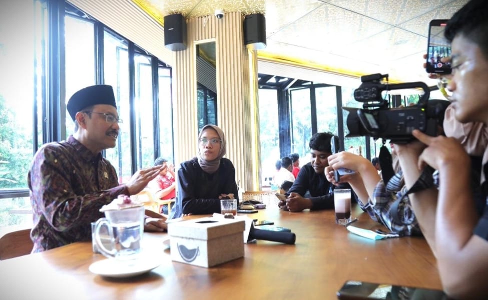 Kemensos Gandeng BGN, Targetkan 400 Ribu Lansia dan Disabilitas Terima Makan Bergizi Gratis