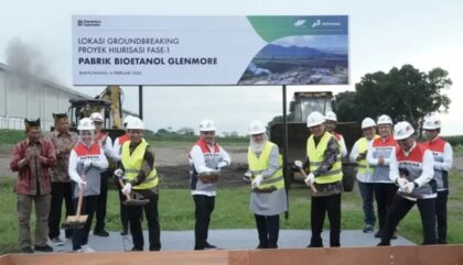 Salah satu proyek utama yang ditandai dengan peletakan batu pertama adalah pembangunan pabrik bioetanol di Kabupaten Banyuwangi, Jawa Timur. (Istimewa/INFOBERGIZI.NET)